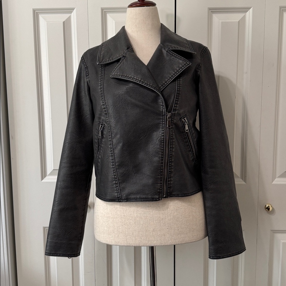 VEDA Distressed Moto Faux Leather Jacket NWT - Picture 1 of 14